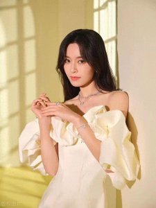​文咏珊原来这么性感迷人