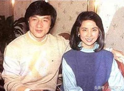 62岁成龙妻子林凤娇罕见年轻照：当年名气、气质都不输林青霞