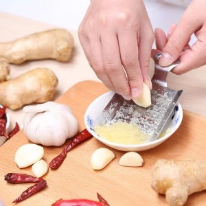 ​生活小妙招 没有榨汁机 用厨房小工具一样可以做出鲜美的果汁