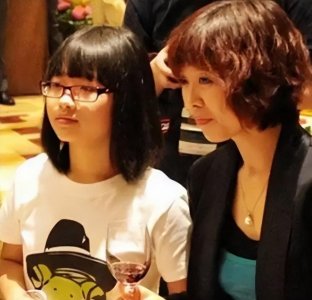 ​刀郎女儿罗添：我是留守儿童，我支持爸爸和朱梅阿姨的爱情