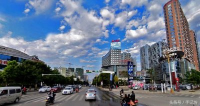 ​街景地图“扫街”，闲逛兴义传说中的腐败街！