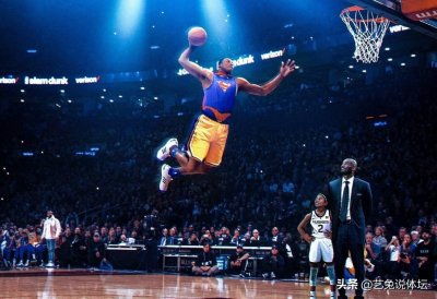 ​韦德和这位美女裁判背锅了，NBA扣篮大赛“一分绝杀”引争议