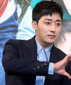​韩国男星孙浩俊才是逆生长 童颜暖男形象让人着迷
