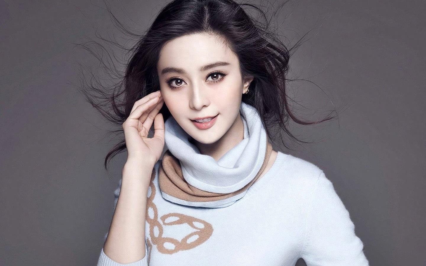 盘点背景惊人的女星 韩雪无人可比 景甜后台神秘