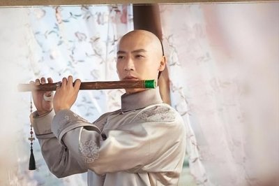​为什么马春花会对福康安一见钟情？