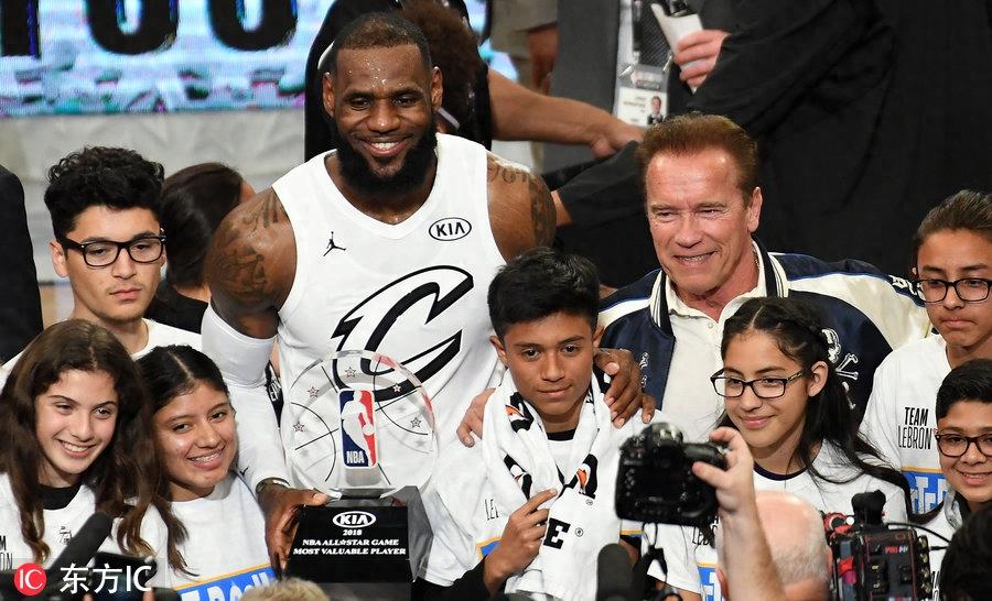 詹姆斯斩获生涯第3个全明星赛MVP 一夜刷新五项纪录
