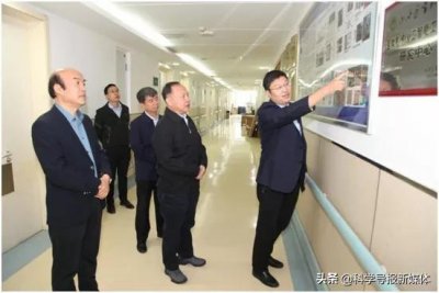 ​山西省科协领导调研山西白求恩医院张瑞平科研团队并举行青年科技人才座谈会