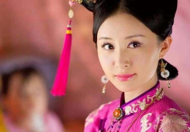 孝庄对董鄂妃鞭尸是真的吗还是假的（孝庄对董鄂妃鞭尸是真的吗）