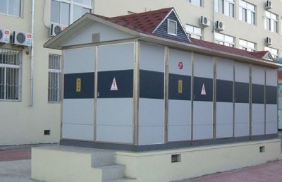 ​住宅小区里红号、黑号