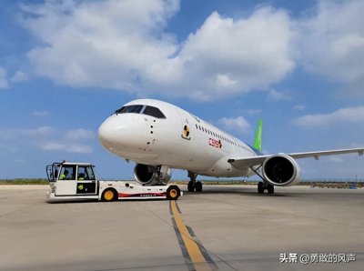 ​飞机牵引车技术革新：中国制造崭露头角