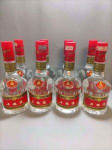 ​08年68度五粮液的价格(1999年68度五粮液)