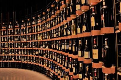 ​龙船庄园红酒批发(龙船庄园红酒怎么样)