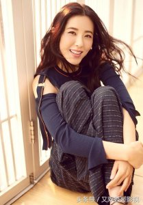 颜丹晨和曾黎谁更美(娱乐圈中自信美的女星)