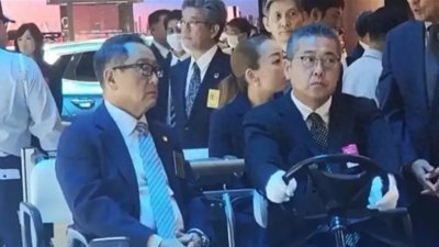 ​丰田章男再次“变脸”！炮轰电动汽车是低级产品，要永远抵制到底
