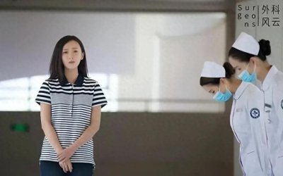 ​张墨锡是张丰毅大儿媳，出道多年却默默无闻，没想到却被靳东带火