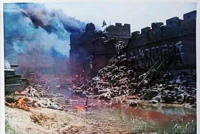 ​在中国战争电影史上，《血战台儿庄》是最还原抗战的优秀影片