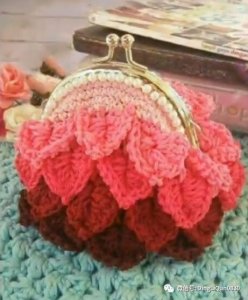 ​「针织作品」30款美丽的钩针编织手提包