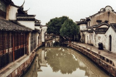 秋瑾：清末女烈士的传奇一生