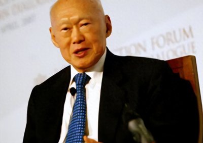 ​新加坡七成都是华人，