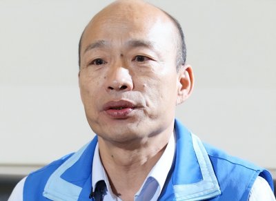 ​翻开韩国瑜的家族史，父亲是抗日远征军，岳父家是台湾省内实力派