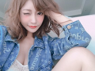 ​明日花绮罗：性感女神