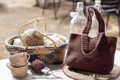 ​又搜到了这几款钩针包包，随意休闲风，收藏起来吧