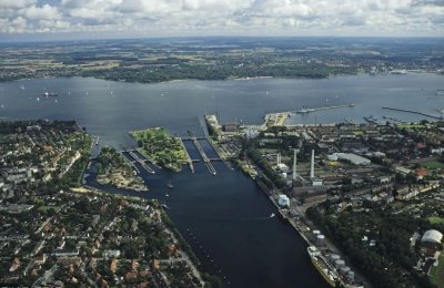 ​通过船只最多的国际运河——基尔运河