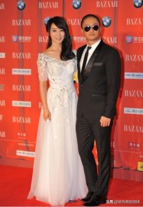 ​没想到留长发的谢楠这