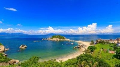 ​学生，从西安到青海湖玩，大概2天左右的时间，请教旅游攻略