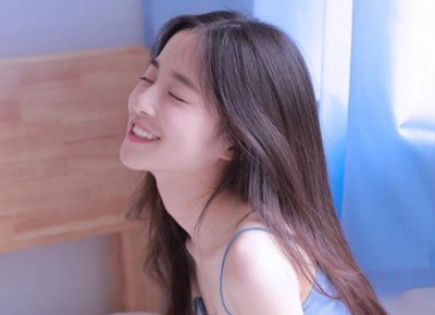 ​两人独处更美好 室内适