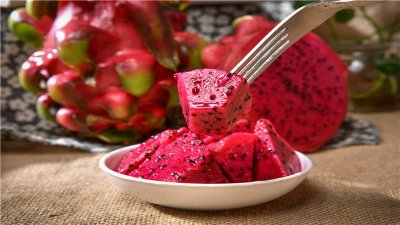 ​衣服沾到火龙果汁怎么