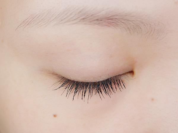 新手睫毛膏推荐公认好用（8款睫毛膏真人评测）(41)