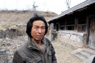 ​北大学霸王青松，携妻隐居深山11年，花光350万积蓄，后来如何？