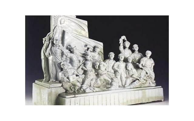 男子带9月孕妻爬山 被亲妈语音轰炸 男子带9月孕妻爬山 被亲妈语音轰炸