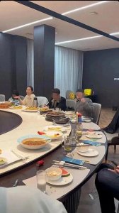 ​海清素颜祭祖引热议，