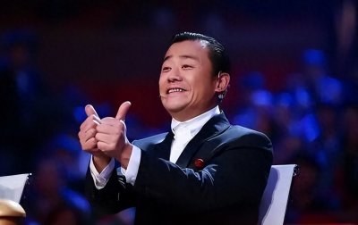 ​不可一世的周立波终究