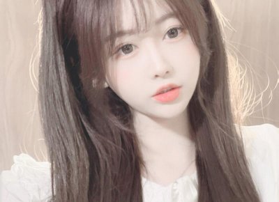 女生不回信息发朋友圈啥意思