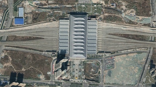 航拍动车D2506次(西安北-太原南)各车站,途经临汾、平遥古城