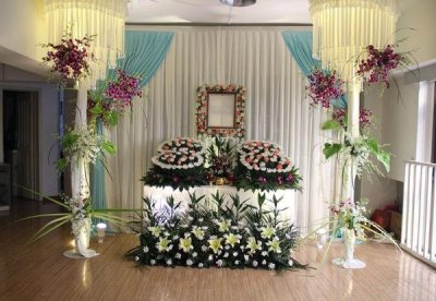 ​人死后为什么要布置灵