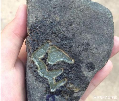 七大场口翡翠原石的特点讲解(全网最详细翡翠原石八大场口介绍)(8)