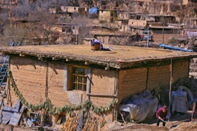 ​韩红爱心基金会停止筹款并撤离灾区？官方辟谣：无稽之谈