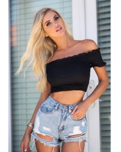 ​乌克兰健身模特莉安娜