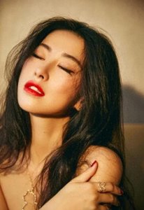 ​朱珠:力压范冰冰，被评