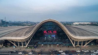 ​武汉高铁站：九州通衢的时代坐标