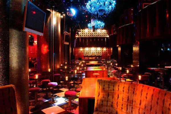 为何去酒吧娱乐不能“随性”敲钟，敲一次豪掷多少钱？