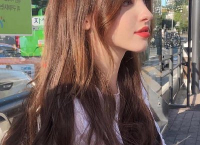 ​和刚加微信的女生怎么