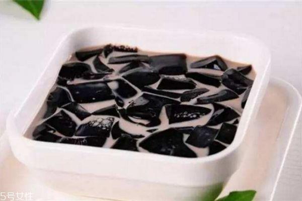 龟苓膏怎么吃口感更好 龟苓膏最好不要空腹食用