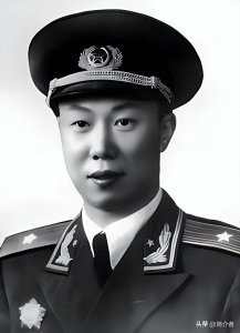 ​云南省军区原政委——