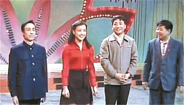 外媒体如何评价春晚 我怎么觉得此次春晚有点像恶作剧