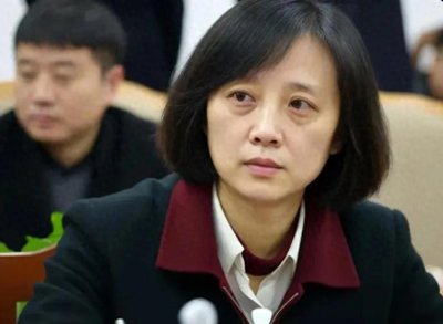 ​执法犯法！江苏“美女